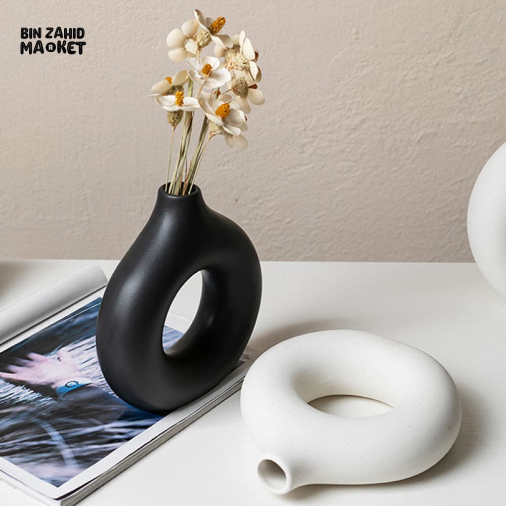 MODERN DONUT SHAPE PLASTIC DECOR VASE - WHITE